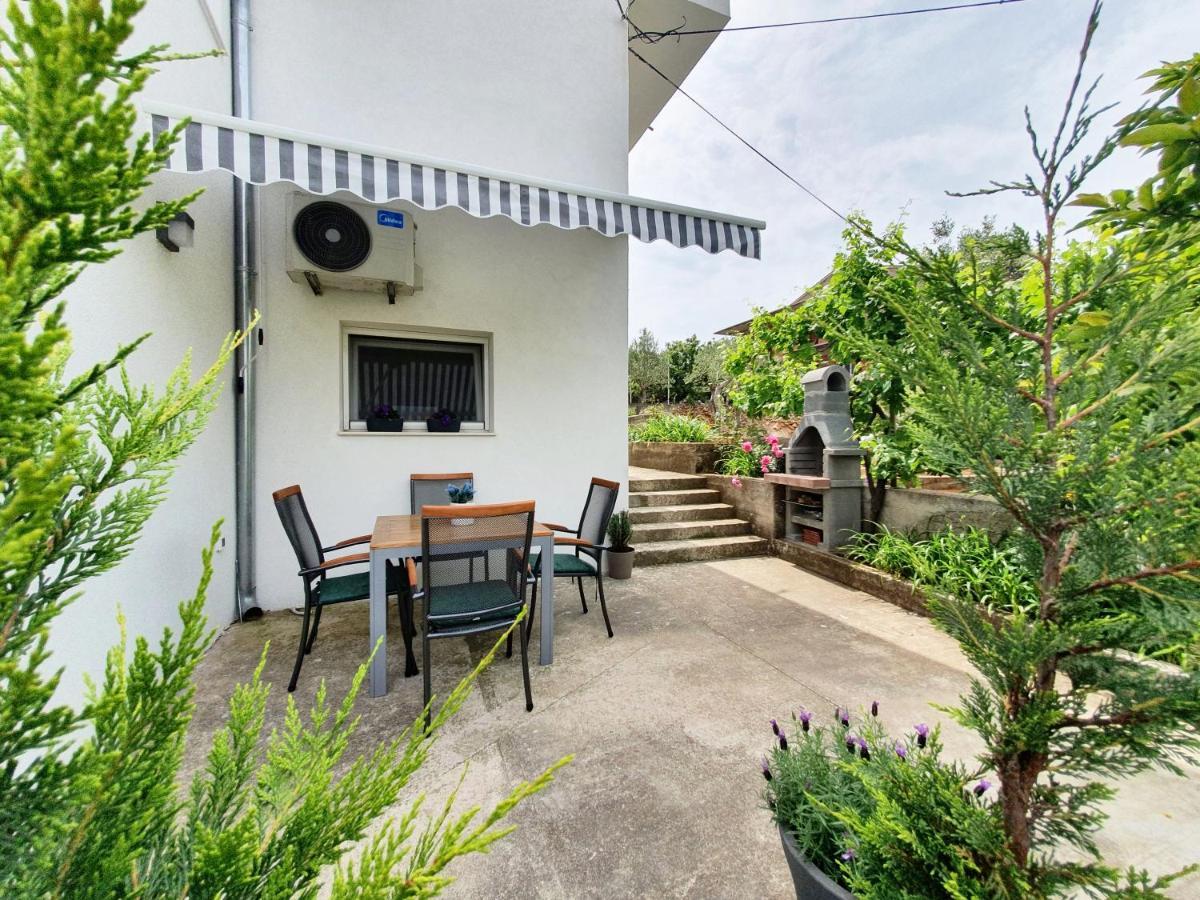 Apartmani Daniela มูร์แตร์ ภายนอก รูปภาพ