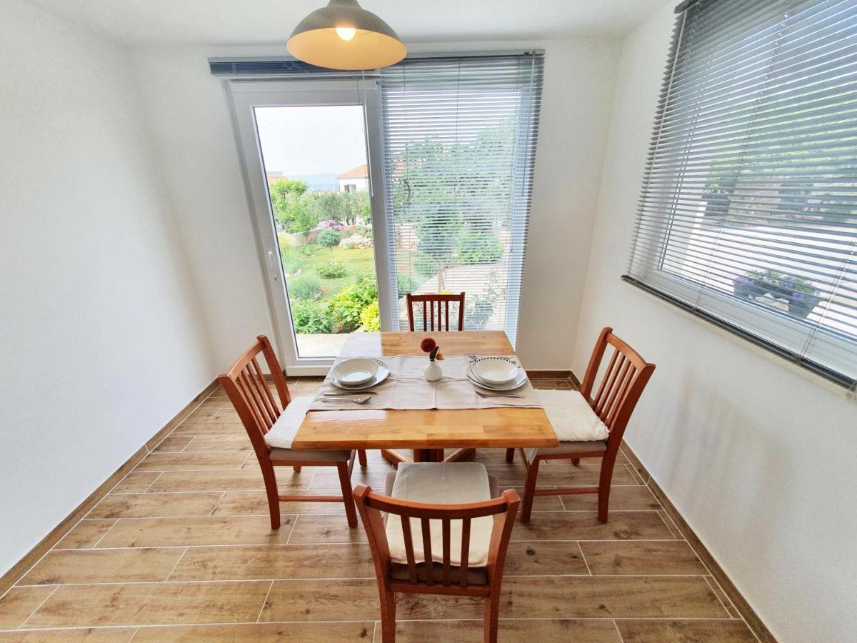 Apartmani Daniela มูร์แตร์ ภายนอก รูปภาพ