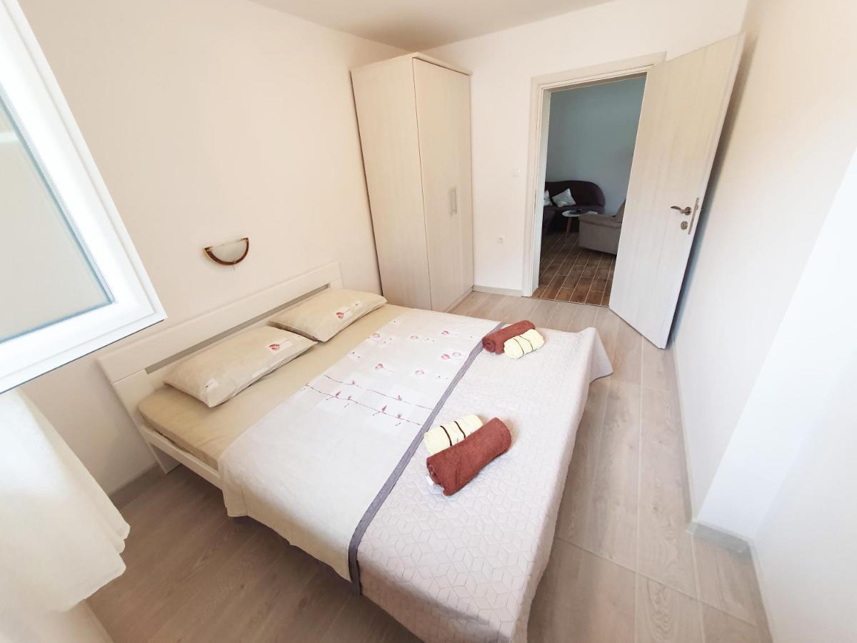 Apartmani Daniela มูร์แตร์ ภายนอก รูปภาพ