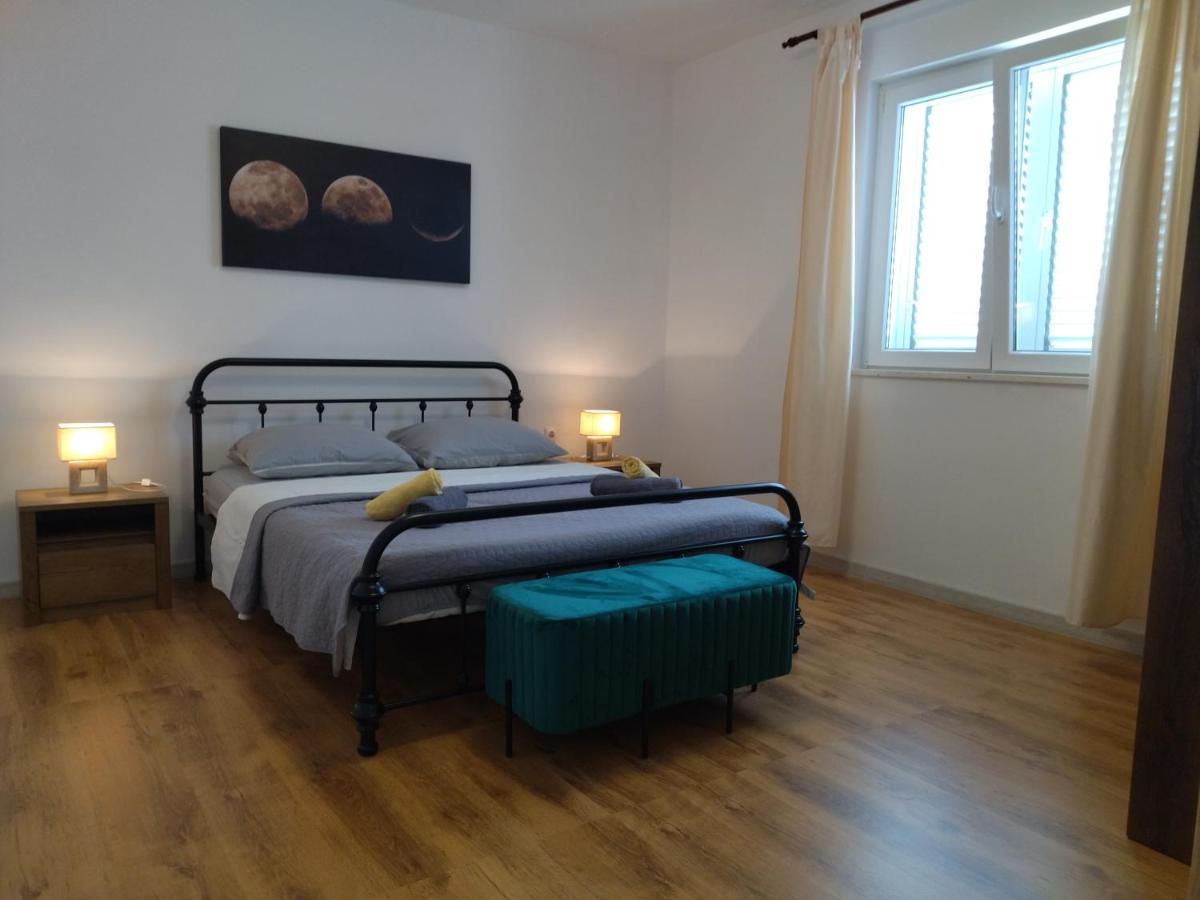 Apartmani Daniela มูร์แตร์ ภายนอก รูปภาพ